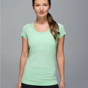 Lululemon Athletica Heathered Pistachio Light Green Swiftly Tee